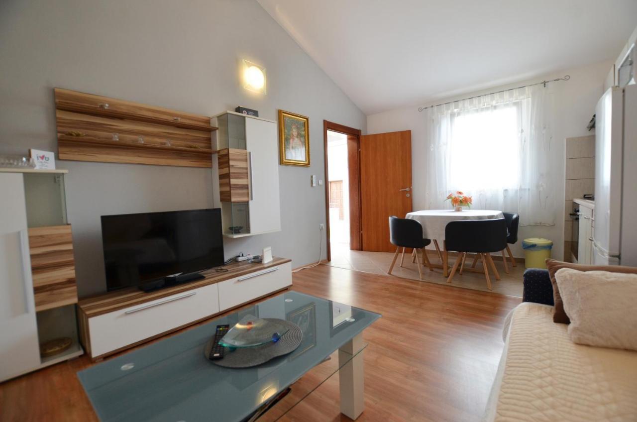 Zminj Apartments エクステリア 写真