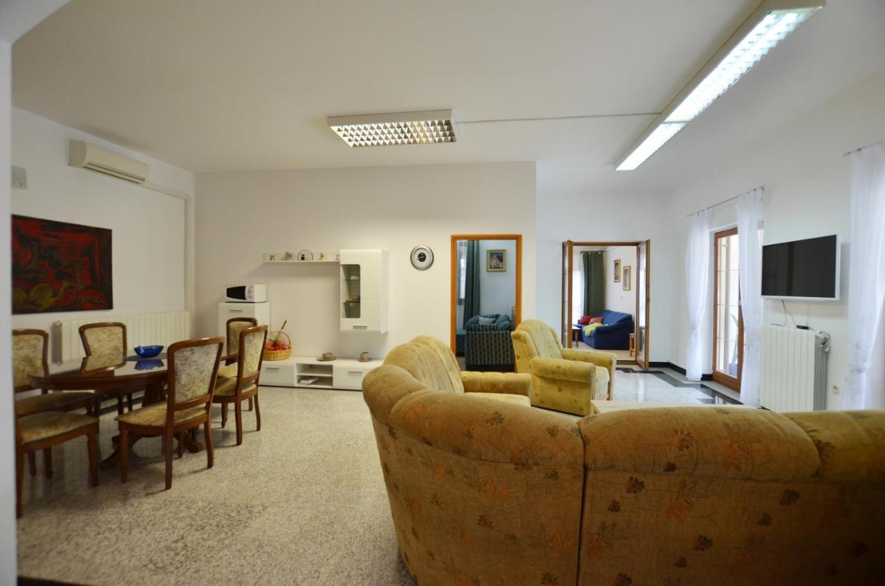 Zminj Apartments エクステリア 写真