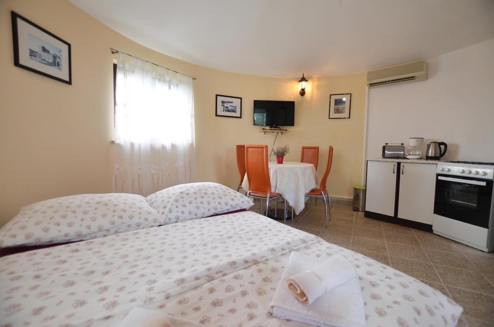 Zminj Apartments 部屋 写真