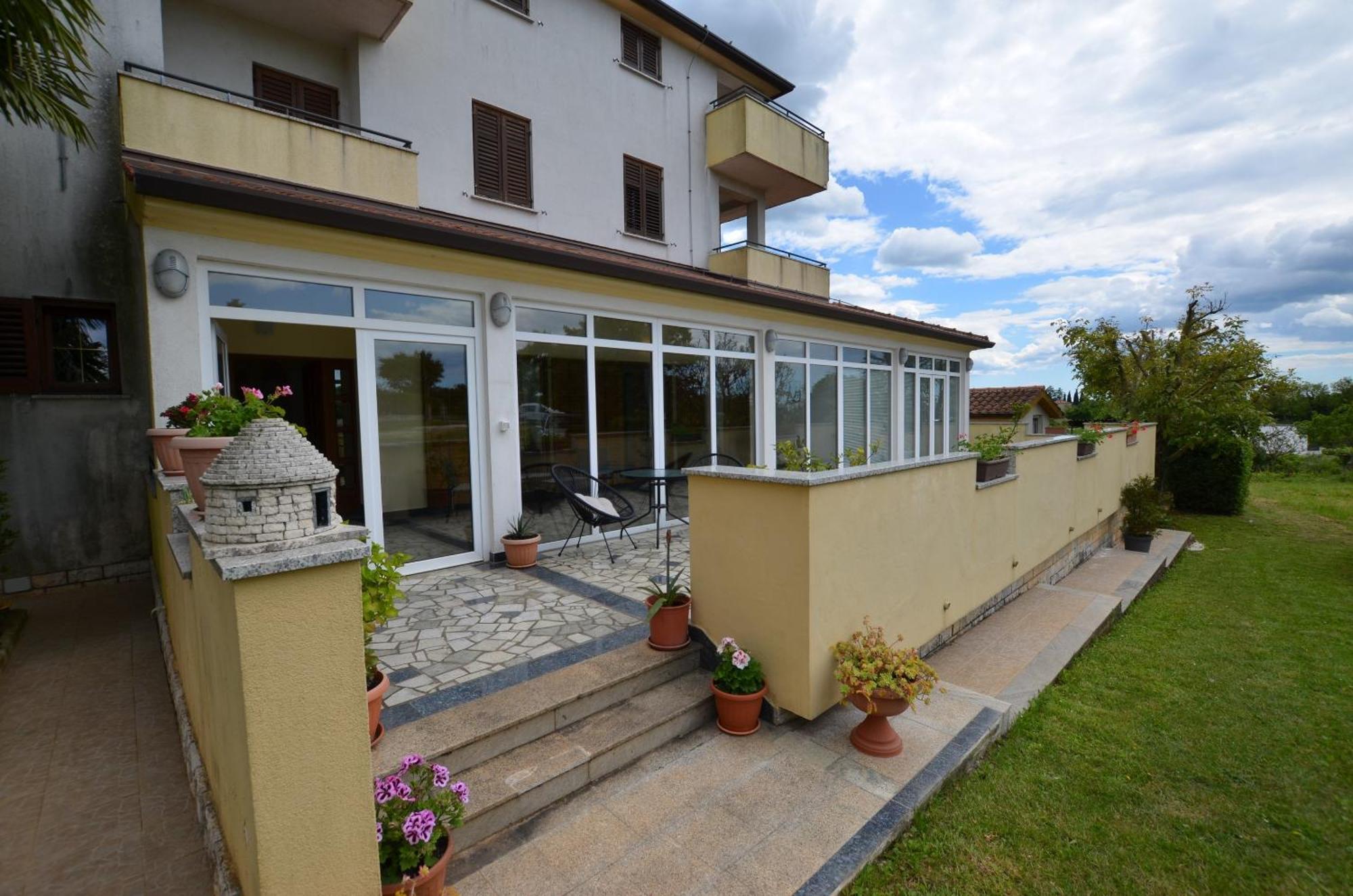 Zminj Apartments 部屋 写真